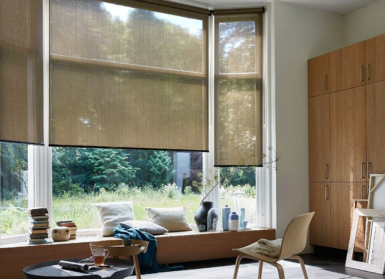 Curtain Library Offers a Range of Roller Blinds